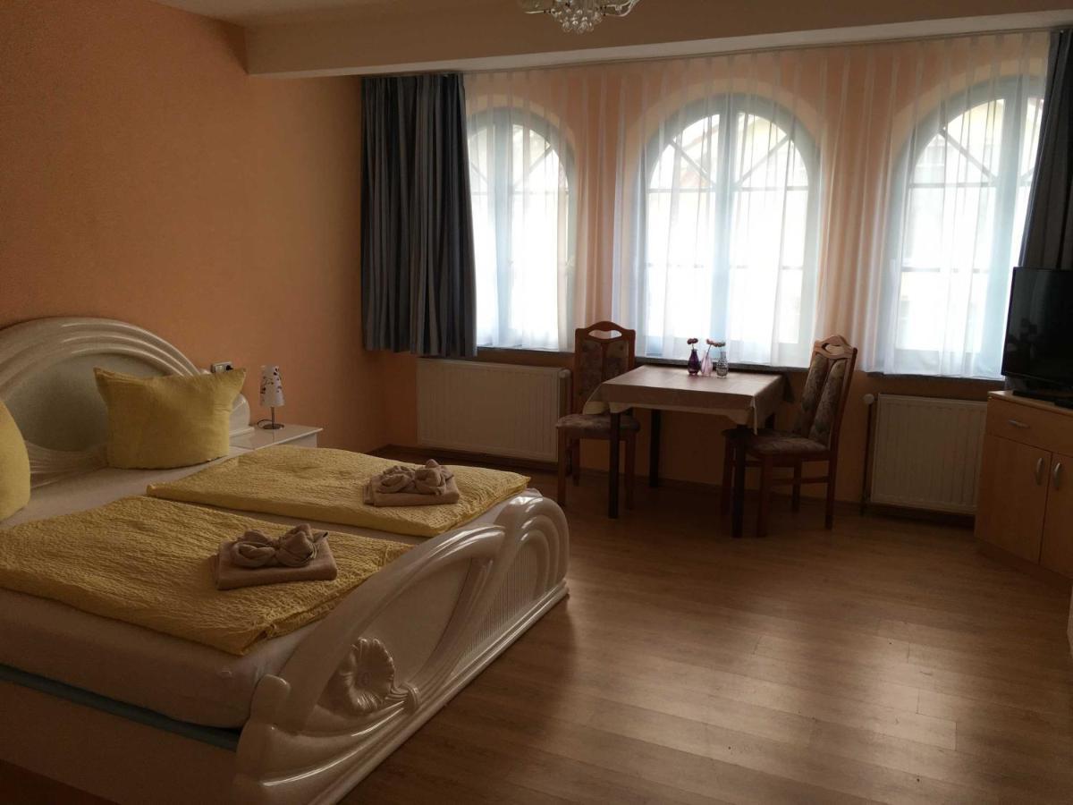 Ferienhaus, Doppelhaushaelfte In Seebad Ahlbeck Heringsdorf  Exteriör bild